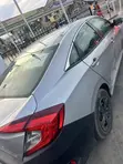 Honda Civic 2018 Silver - 3