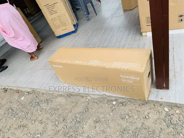 Samsung Q-Series HW-Q930F Soundbar with Subwoofer - 1