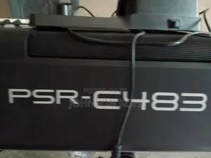 Yamaha PSR-E483 Electronic Organ