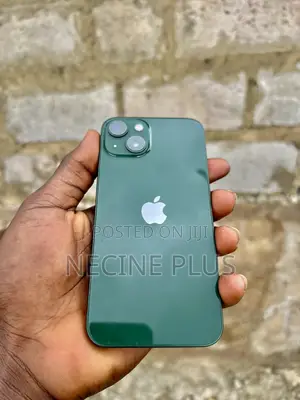 Apple iPhone 13 128GB Green