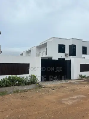 3-Bedroom Townhouse for Rent in School Junction