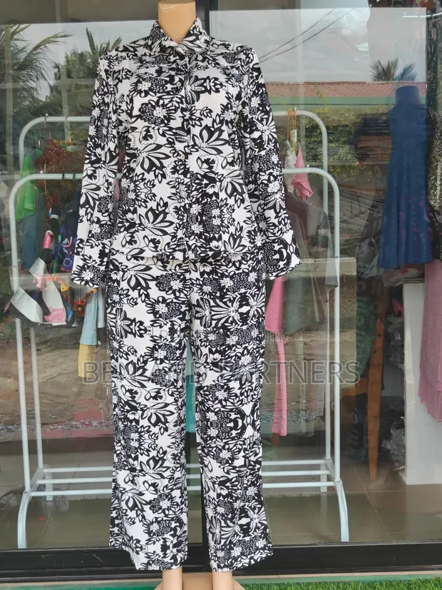 Ladies 2 Piece Set - 1