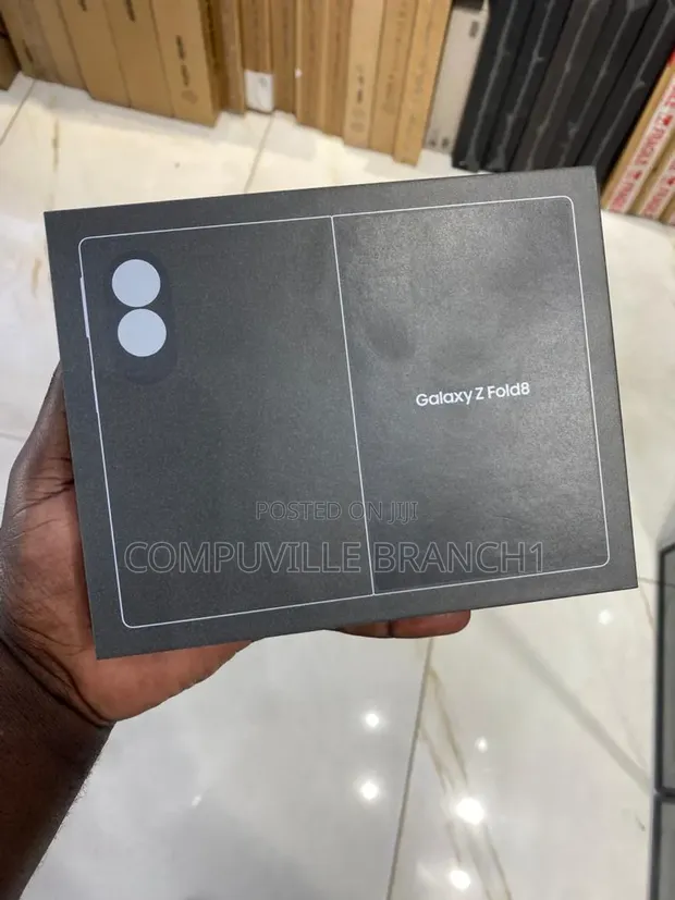 New Samsung Galaxy Z Fold8 256GB Purple - 1