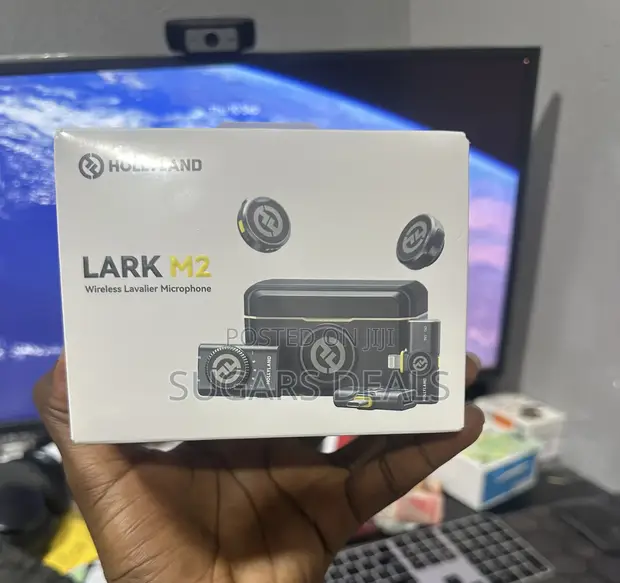Hollyland Lark M2 Wireless Lavalier Microphone - 1
