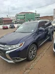Mitsubishi Outlander 2018 Blue - 1