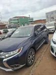 Mitsubishi Outlander 2018 Blue - 3