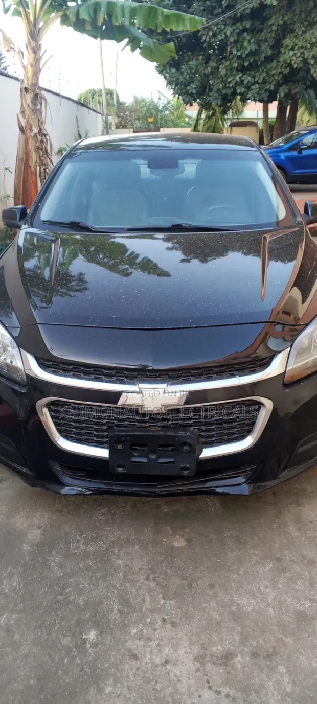 Chevrolet Malibu 2015 Black - 1