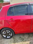 Toyota Vitz 1.0 FWD 3dr 2009 Red - 3