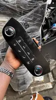 Kia Sportage AC Climate Control Panel (2014-2017) - 1