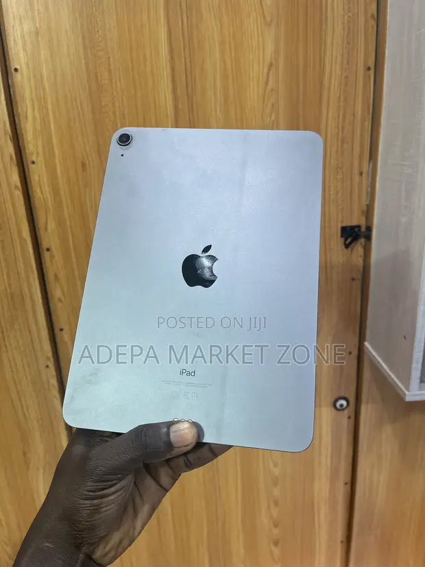 Apple iPad Air (2020) 256GB Gray - 1