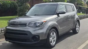 2017 Kia Soul Base Hatchback - Gray