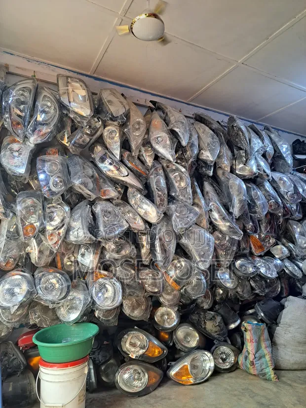 Used Headlights for Toyota, Hyundai, Chevrolet, Kia, Honda - 1