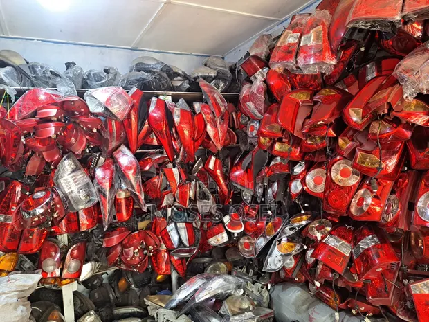 Used Tail Lights for Toyota, Kia, Chevrolet, Honda, Hyundai - 1