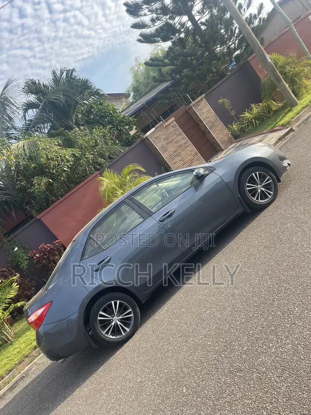 2017 Toyota Corolla L Sedan - Foreign Used - 1