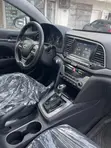 2017 Hyundai Elantra Limited Sedan FWD (2.0L 4cyl 6A) - White - 4
