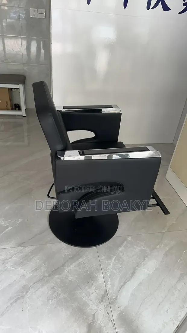 Luxury Salon and Barber Chairs - 1