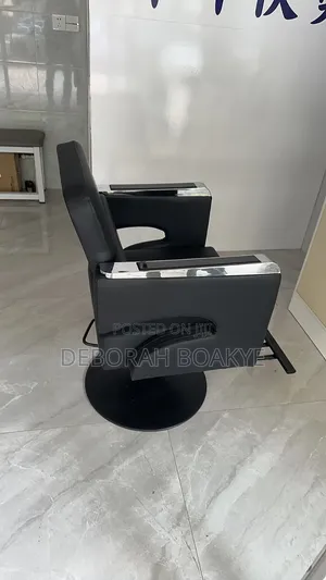 Luxury Salon and Barber Chairs