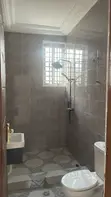 1 Bedroom Block of Flats for Rent in Mphils, CP - 4