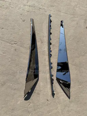 Hyundai Elantra Front Bumper Chrome Shining (2021-2023)