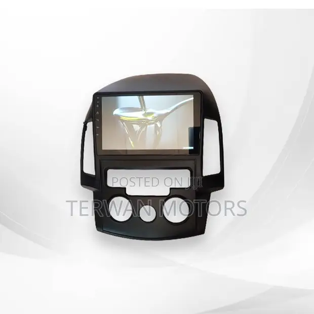 New Android Touchscreen for Hyundai i30 (2008-2011) - 1