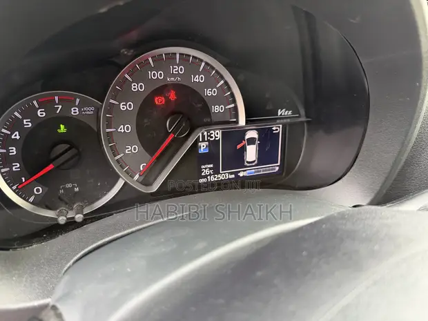 Toyota Vitz 1.3 FWD 5dr 2014 Gray - 1