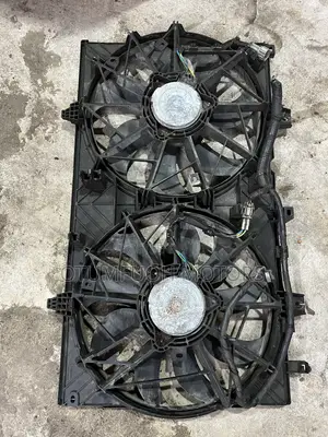 Nissan Rogue Radiator Fan (Used)