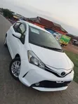 Toyota Vitz 1.3 FWD 5dr 2015 White - 2