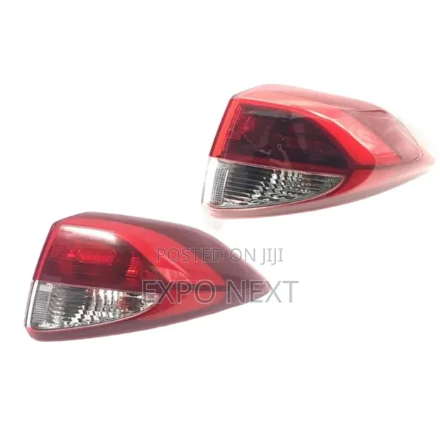 Hyundai Tucson 2016-2018 Aftermarket LED Tail Lights - 1