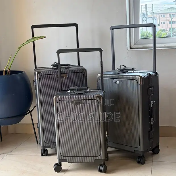 3-Set Traveling Suitcases - 1