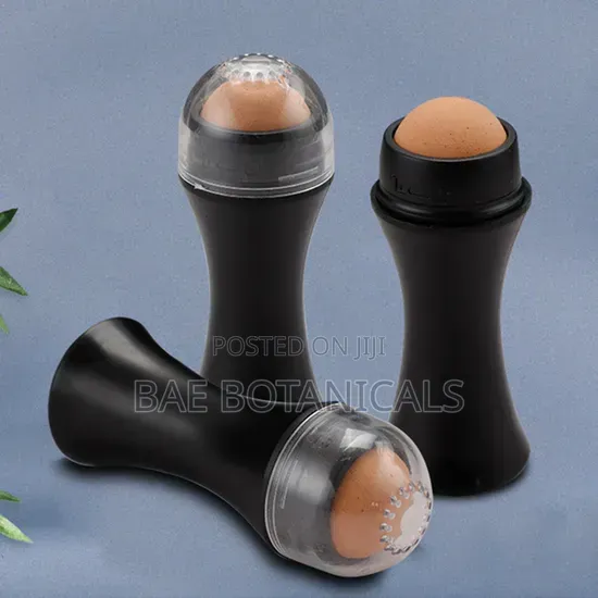 Volcanic Rock Oil Absorber Face Roller - 1