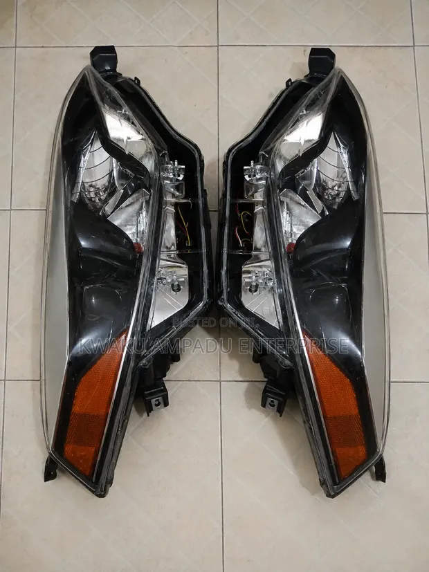 2014-2016 Toyota Corolla Headlights (Brand New) - 1