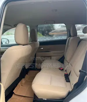 Mitsubishi Outlander 2017 SE White