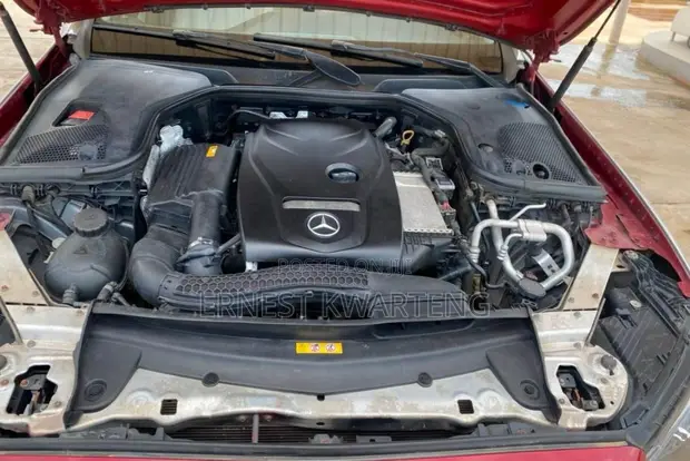 Mercedes-Benz E300 2018 Gray - 1