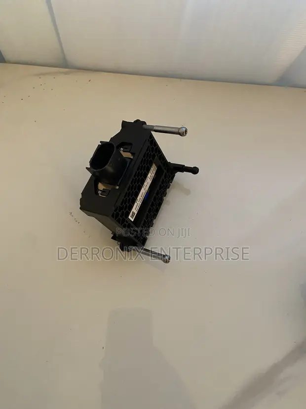 Honda CR-V 2017-2022 Radar Module (36801-TNY-A03) - 1