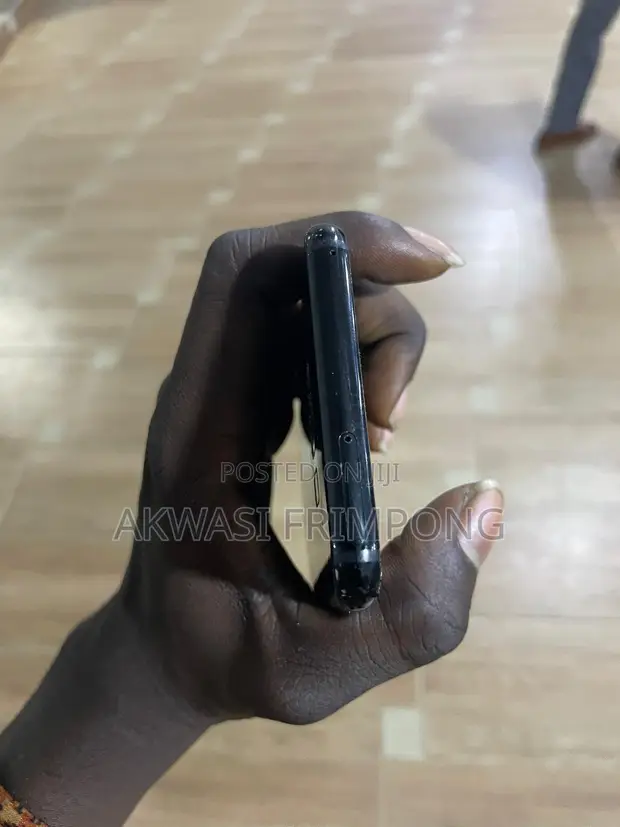 Samsung Galaxy S8+ 128GB Black - 1
