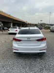 Hyundai Elantra Limited 2018 White - 4