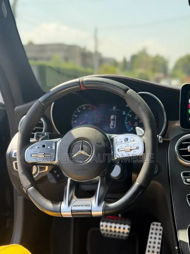 New Mercedes-Benz C43 2022 Black - 1