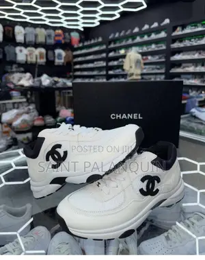 Chanel CC Logo Leather Sneakers