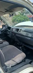 Toyota HiAce 2013 - 5