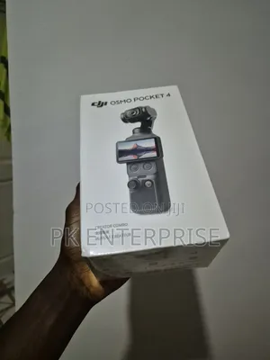 DJI Osmo Pocket 4 Creator Combo