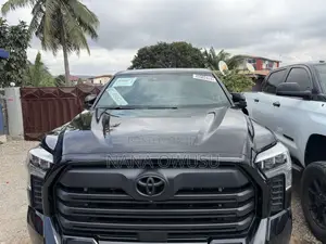 2026 Toyota Tundra Limited CrewMax 4WD SB Black