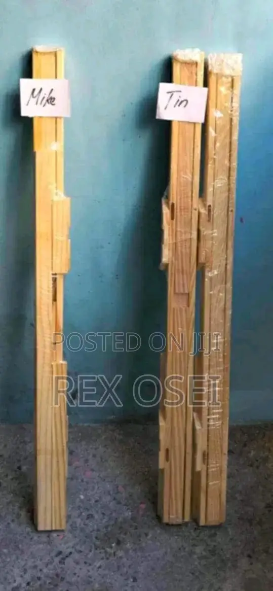 Easel for Rent/Sale in Accra - 1