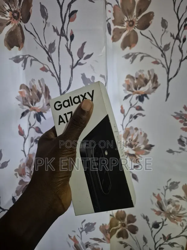 New Samsung Galaxy A17 128GB Black - 1