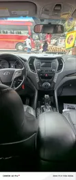 Hyundai Santa Fe 2018 Gray - 2