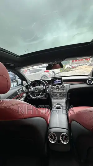 2016 Mercedes-Benz C300 Luxury 4Matic Sedan