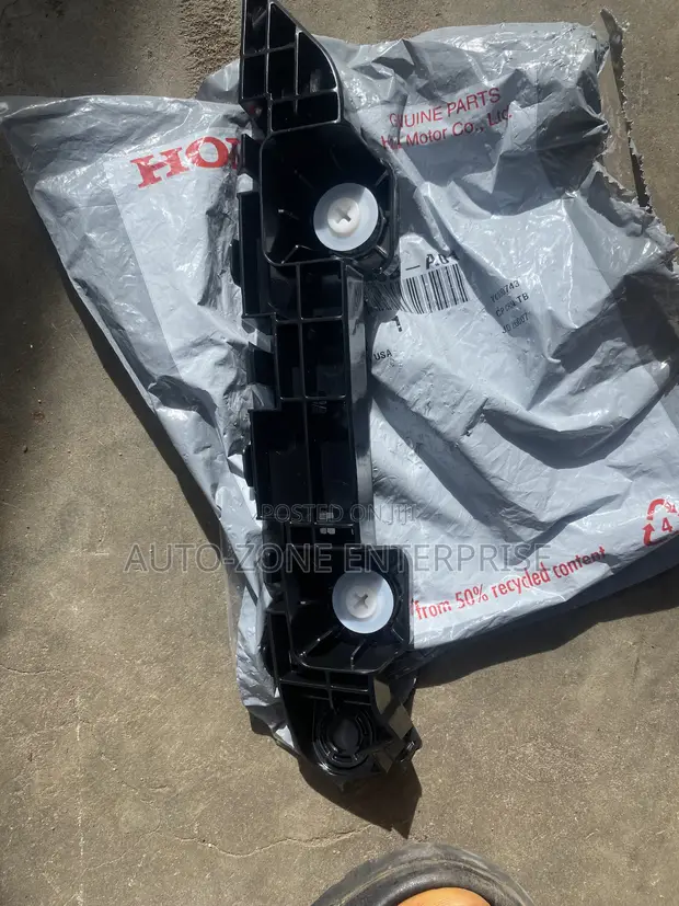 Acura RDX Front Bumper Locker (2019-2022) - 1