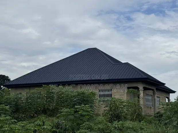 4 Bedroom En-Suite House for Sale, New-Juaben Municipal - 1