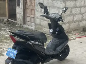 SYM Symnh 2025 Electric Motorcycle