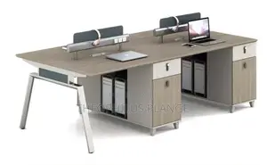 Modern 4 Seater Office Workstation