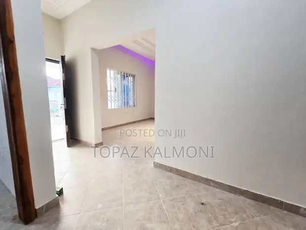 2 Bedroom House for Sale in Nsawam Adoagyiri Municipal - 1